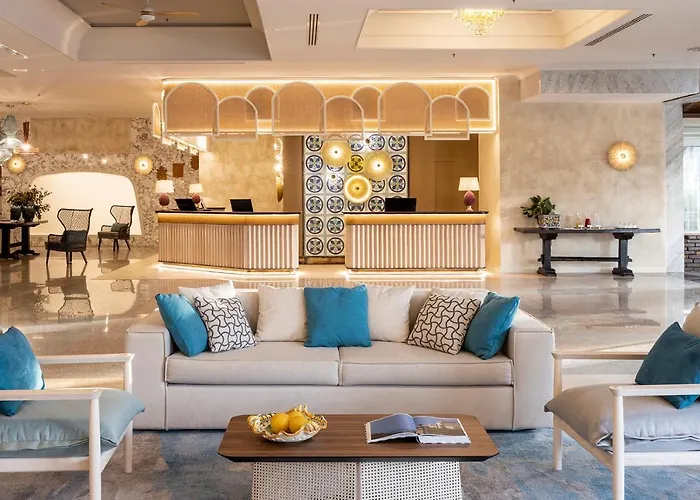 Отель Delta By Marriott 4*