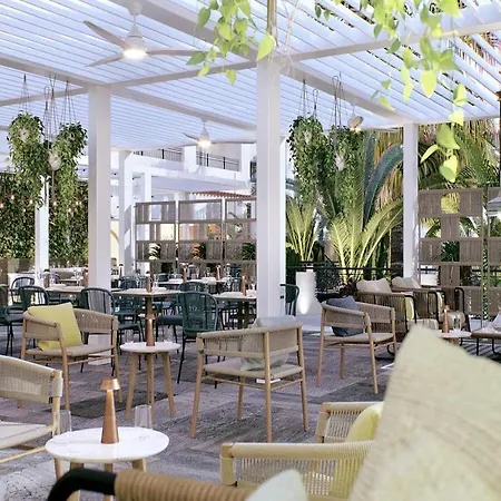 Delta By Marriott גיארדיני נאקסוס