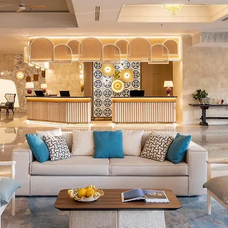 מלון Delta By Marriott 4*