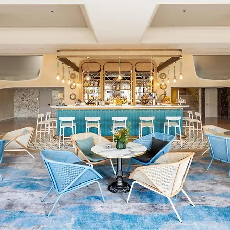 Delta By Marriott Hotel 4*