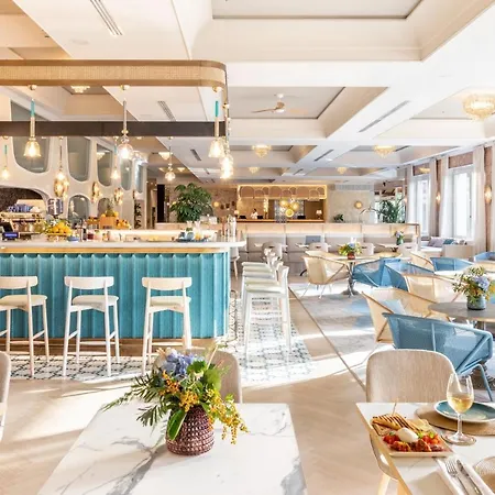 Delta By Marriott Hotel 4*