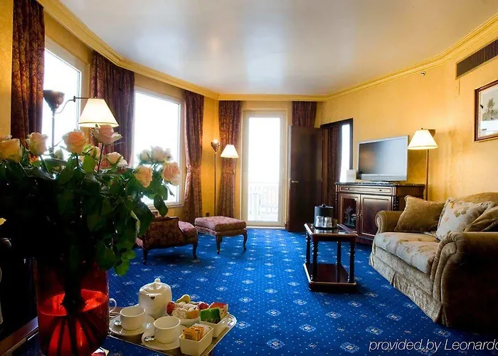 Hotel Delta By Marriott Giardini Naxos